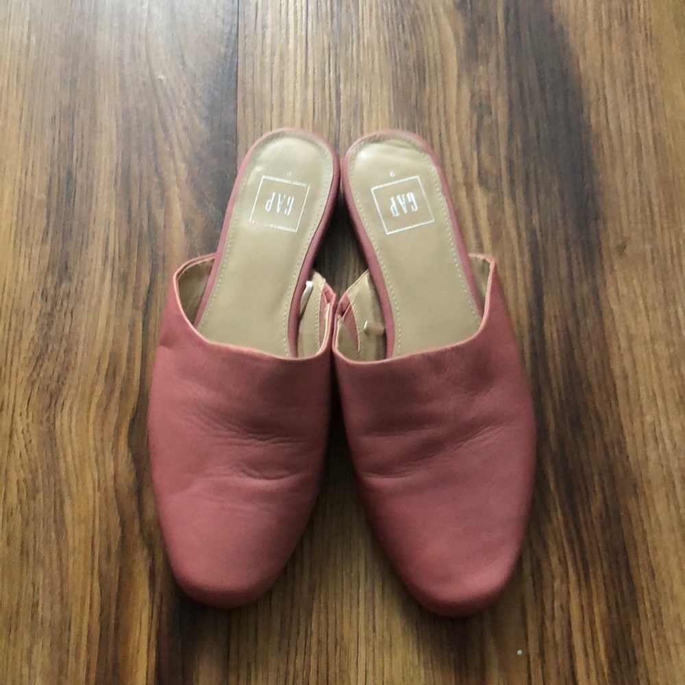GAP mule shoes